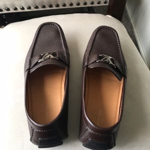 Mens Louis Vuitton moccasins